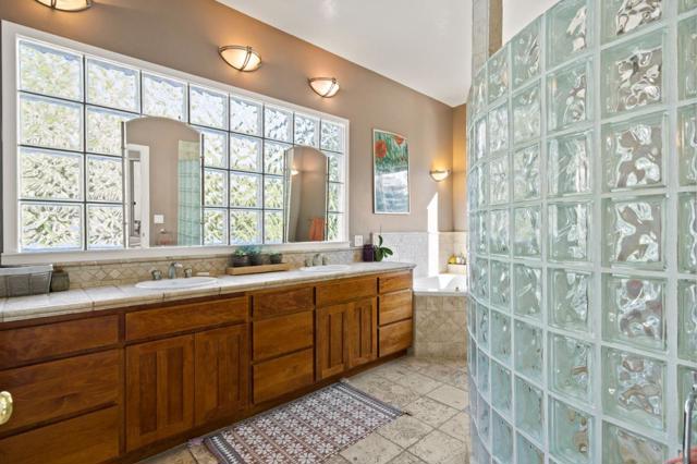 23185 Old Santa Cruz Highway, Los Gatos CA: https://media.crmls.org/mediaz/8fcd2346-3666-4bef-a4c0-edeeb7a25539.jpg