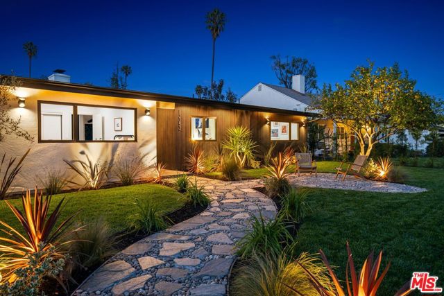 12353 Hesby Street photo 4