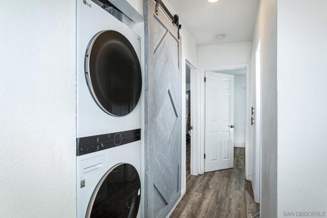 4164 Cherokee Ave, San Diego CA: https://media.crmls.org/mediaz/8fceb0ee-f692-4a23-a7f8-8e34f482c2de.jpg