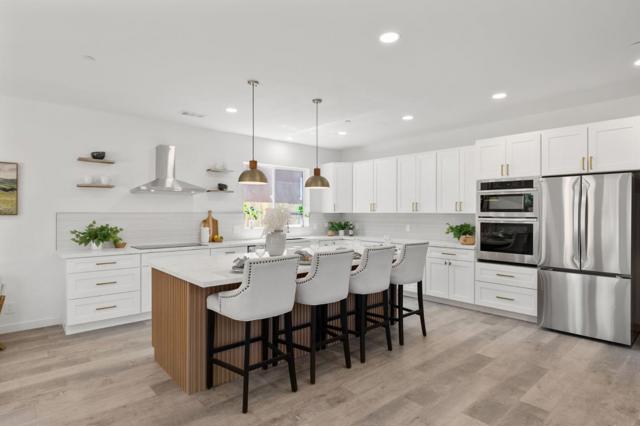 466 N 18th Street, San Jose CA: https://media.crmls.org/mediaz/8fd01ec4-e35e-4177-bcd9-5f745d6820c6.jpg