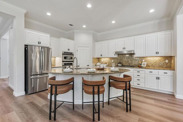 841 E River Parkway, Santa Clara CA: https://media.crmls.org/mediaz/8fd05d10-776d-4ce4-8b27-daa78350b5e8.jpg