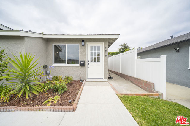 2618 Brian Avenue, Torrance CA: https://media.crmls.org/mediaz/8fd0bbb5-5c6b-4631-a29c-4afc3c8e1af3.jpg