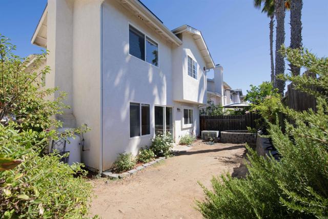Detail Gallery Image 18 of 24 For 1364 H St, Ramona,  CA 92065 - 3 Beds | 2/1 Baths