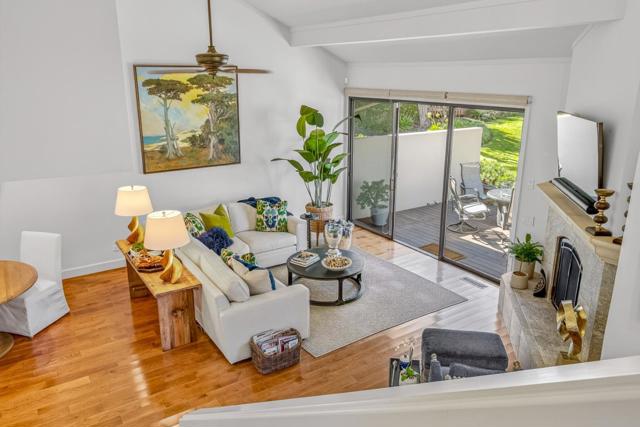 9524 Bay Court, Carmel CA: https://media.crmls.org/mediaz/8fd25eb6-11af-4de2-893c-507c1b62680c.jpg