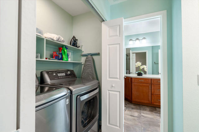 54396 Shoal Creek, La Quinta CA: https://media.crmls.org/mediaz/8fd326f5-7187-4f3c-a539-3e32b11bd24a.jpg