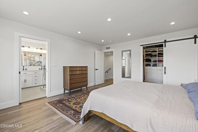 1630 Wicklow Court, Westlake Village CA: https://media.crmls.org/mediaz/8fd35ab0-51c5-4e07-a81e-5eca26cb8c39.jpg