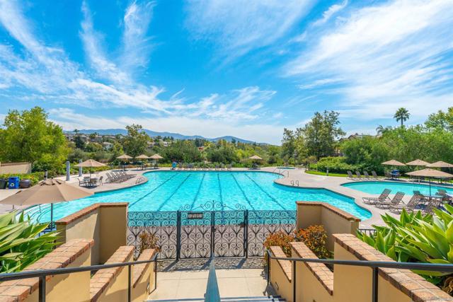 1648 Sweet Gum Place, Chula Vista CA: https://media.crmls.org/mediaz/8fd43715-4328-42ae-a6de-b4a08c3e4382.jpg