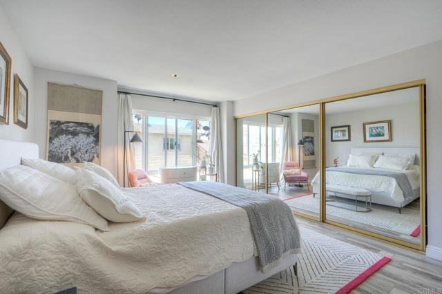 910 N Pacific Street, Oceanside CA: https://media.crmls.org/mediaz/8fd485b4-1398-4862-9052-231efc5a3eca.jpg