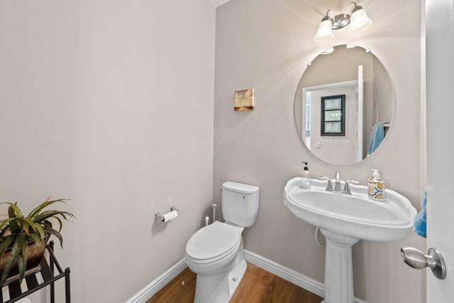 448 Kennedy Court, Escondido CA: https://media.crmls.org/mediaz/8fd507a0-8850-49a6-bd77-d7260e71fc96.jpg