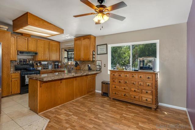 13257 BEECHTREE STREET, Lakeside CA: https://media.crmls.org/mediaz/8fd64e42-40fc-4edb-b0f1-4ed5108190e9.jpg