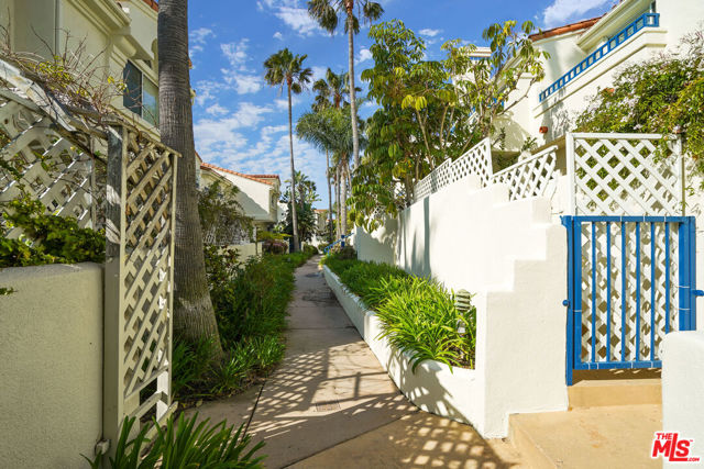 Drew Fenton | 6453 Zuma View Place Malibu CA | MLS: 7144929