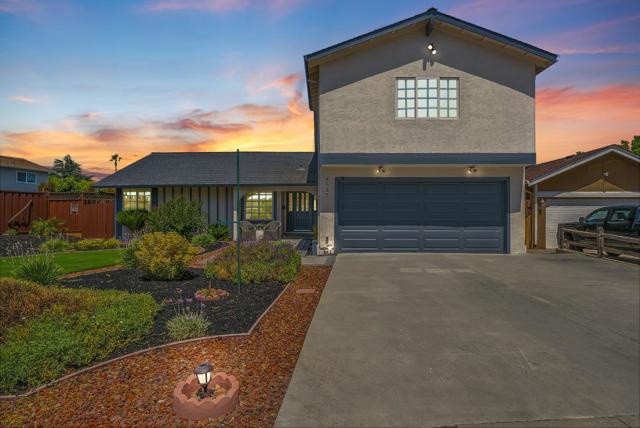 4537 Jonquil Drive, San Jose CA: https://media.crmls.org/mediaz/8fd6ddc5-7639-4d9d-bb21-20100be13d81.jpg