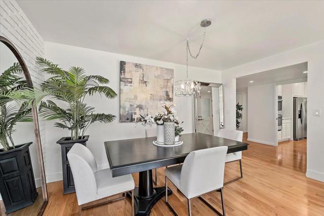 216 Montclair Road, Los Gatos CA: https://media.crmls.org/mediaz/8fd6f0b1-33f6-45e6-89dc-5c30f5b59755.jpg