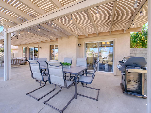82550 Delano Drive, Indio CA: https://media.crmls.org/mediaz/8fd7e3a3-bf83-46ff-a0eb-d663fc67ef7e.jpg