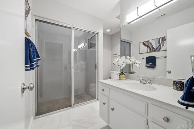 Detail Gallery Image 13 of 34 For 3808 Vista Campana #29,  Oceanside,  CA 92057 - 2 Beds | 2 Baths