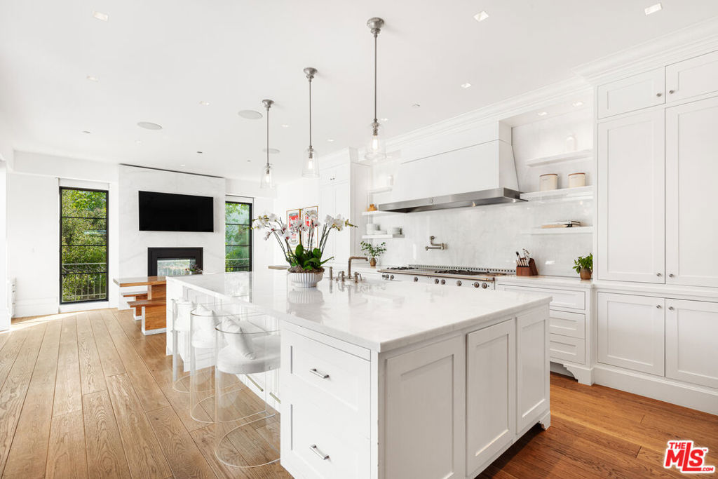 3160 Coldwater Canyon AvenueStudio City img 11