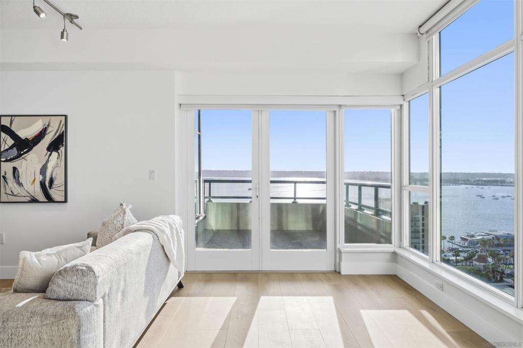 1199 Pacific Hwy - photo 16