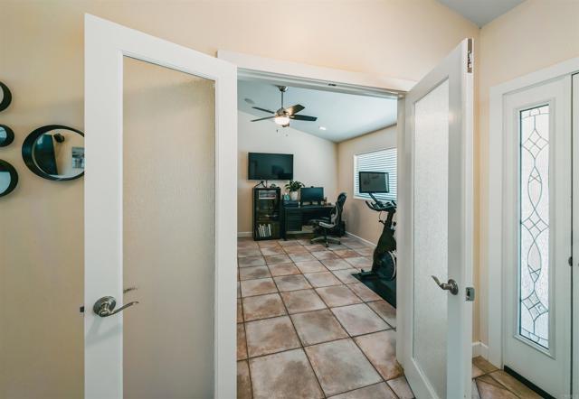 Image 15 of 75 For 9848 Vista Viejas
