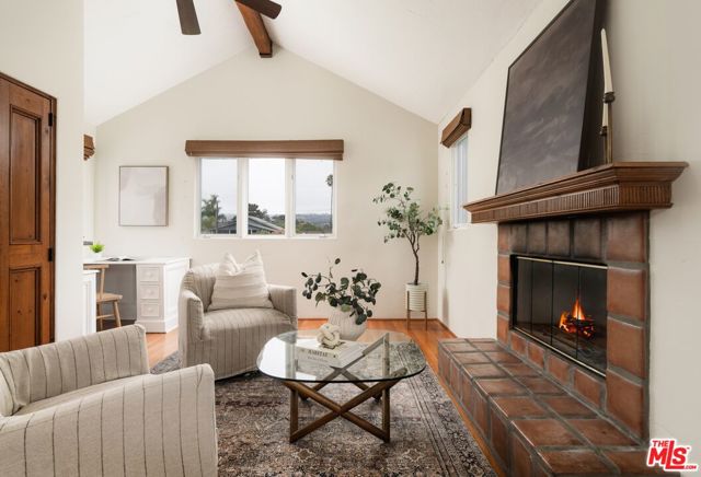 1740 Clearview Road, Santa Barbara CA: https://media.crmls.org/mediaz/8fdc4ba2-4ee1-4e85-9791-8a1d896d8ea6.jpg