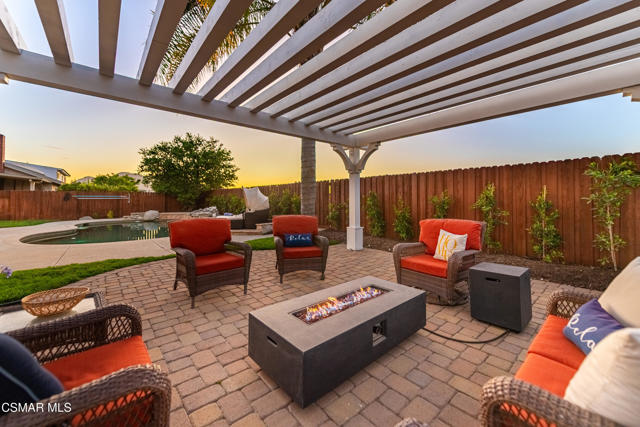 2763 Michael Drive, Newbury Park CA: https://media.crmls.org/mediaz/8fdc6246-323e-483e-aa15-e27f818aa313.jpg