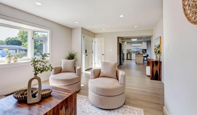866 Daffodil Way, San Jose CA: https://media.crmls.org/mediaz/8fddff02-1583-4866-8b4d-95d17420f68d.jpg