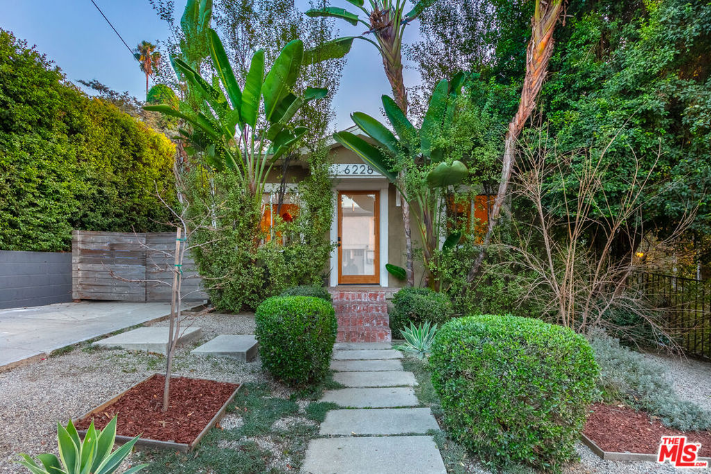 6228 Springvale Drive