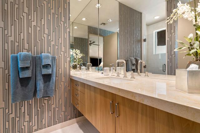 28 Sun Ridge Circle, Rancho Mirage CA: https://media.crmls.org/mediaz/8fdf02ef-023a-484f-b7c6-fbdf98a56dd2.jpg