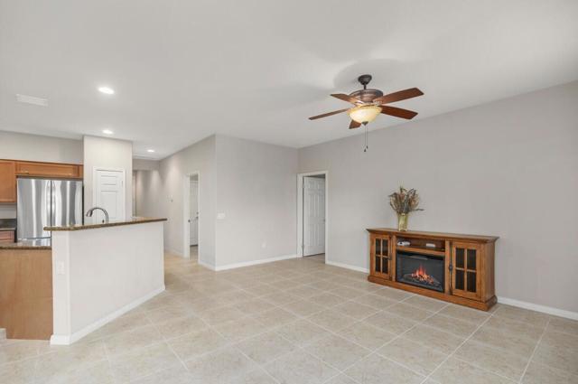 81692 Avenida De Baile, Indio CA: https://media.crmls.org/mediaz/8fdf31a6-9343-41ef-a92d-cf54a453f641.jpg