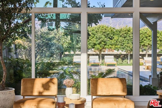 23515 Malibu Colony Road, Malibu CA: https://media.crmls.org/mediaz/8fdfabb5-15c6-4f98-ab5a-6a24e0055a92.jpg