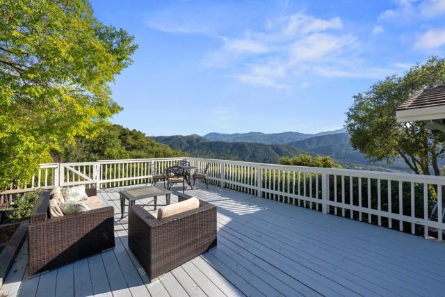 31475 Via Las Rosas, Carmel Valley CA: https://media.crmls.org/mediaz/8fe1412b-0e91-45de-83b9-2f21d8f56985.jpg