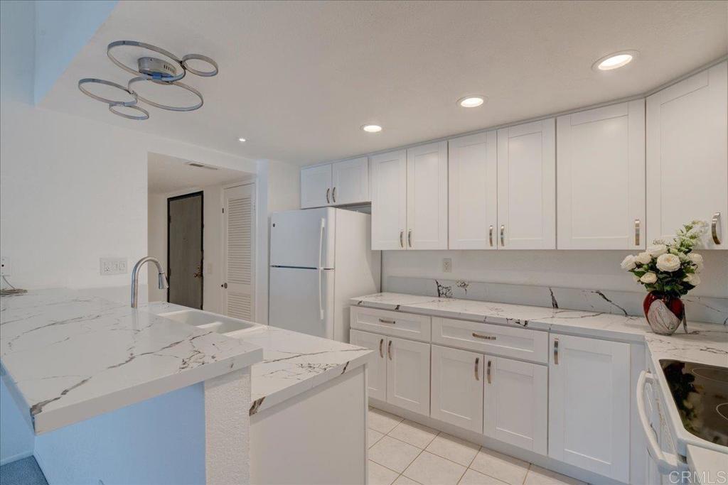 12280 Corte Sabio #4207