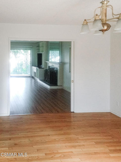 3411 Mclaughlin Avenue, Los Angeles CA: https://media.crmls.org/mediaz/8fe1c3d6-115c-43bc-a68c-45fb3c21c02f.jpg