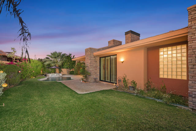 79900 De Sol A Sol, La Quinta CA: https://media.crmls.org/mediaz/8fe2ce6a-f5d1-4e91-84b9-fe6370e1e8e7.jpg