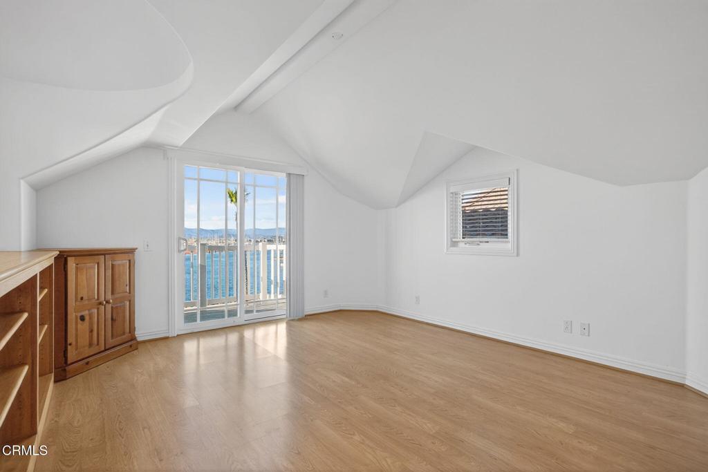 MLS #V1-33403 image #30