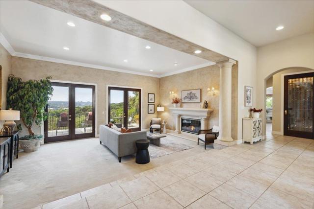 2710 Summerland Road,  CA: https://media.crmls.org/mediaz/8fe6ea88-2ca0-4cf1-a00d-106e3ec52834.jpg