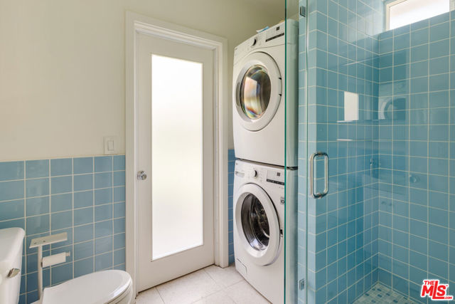 4220 Hillcrest Drive, Los Angeles CA: https://media.crmls.org/mediaz/8fe7fab9-68f0-4ae4-92a3-be05f4aa4e10.jpg