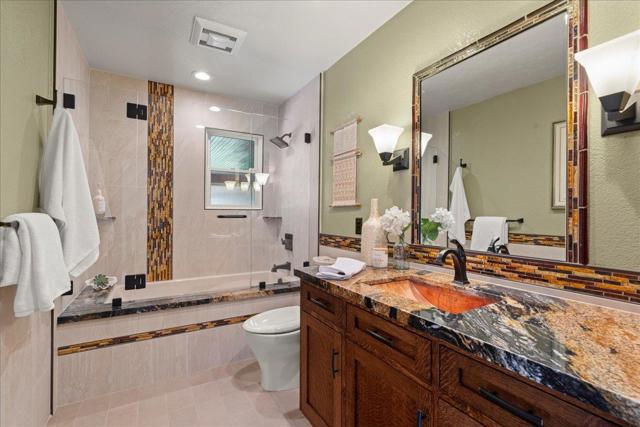 19960 Skyline Boulevard, Los Gatos CA: https://media.crmls.org/mediaz/8feae216-56b9-42d4-bf4b-45fc1d634ff6.jpg