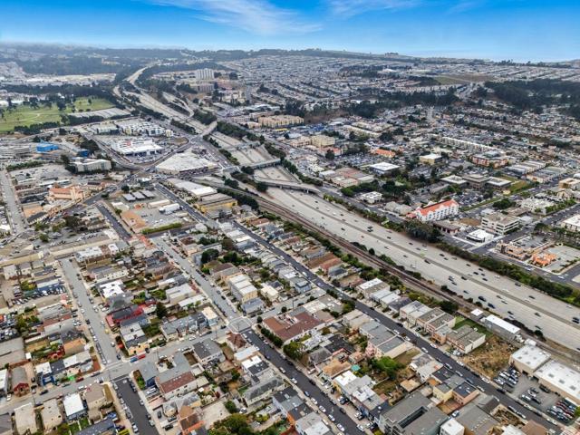 157 Station Avenue, Daly City CA: https://media.crmls.org/mediaz/8feb61f5-e9e4-4a4f-a155-23372b6f34e5.jpg