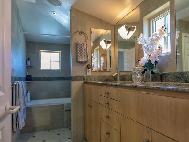 255 University Avenue, Los Gatos CA: https://media.crmls.org/mediaz/8fedd128-7036-4903-b49f-a901281c994a.jpg