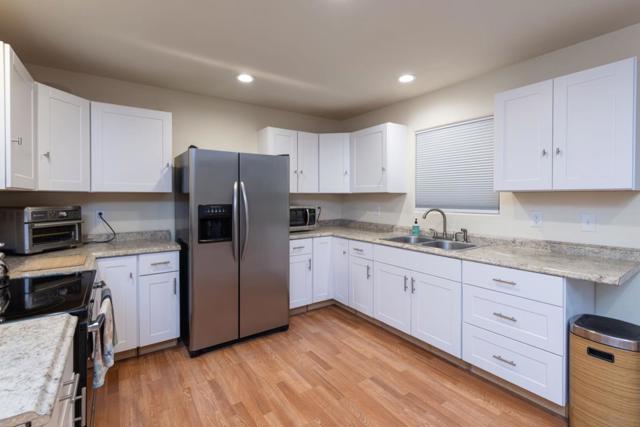 14440 Ridgecrest Road, Royal Oaks CA: https://media.crmls.org/mediaz/8fee6d9f-481d-45df-afd8-07b992d249aa.jpg