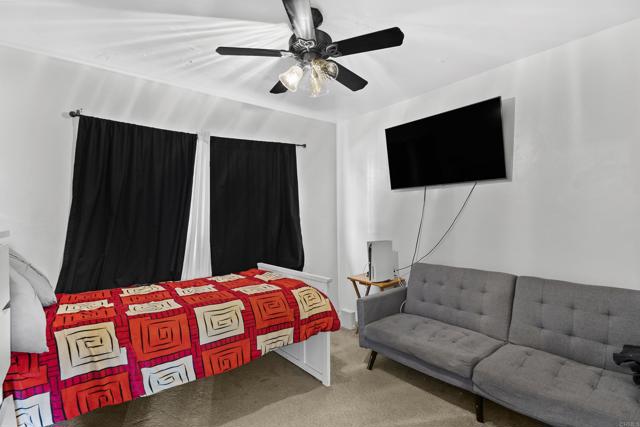 Detail Gallery Image 7 of 28 For 447 Grand Ave, Spring Valley,  CA 91977 - – Beds | – Baths