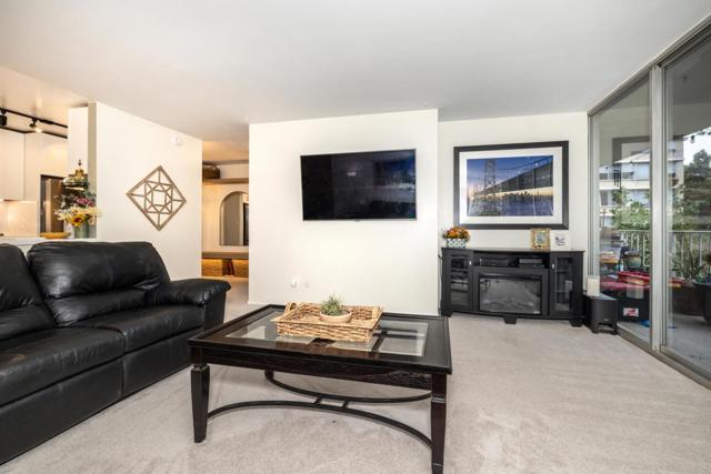 400 Davey Glen Road, Belmont CA: https://media.crmls.org/mediaz/8fefa313-ef30-40e6-a618-0bb132f1ff76.jpg