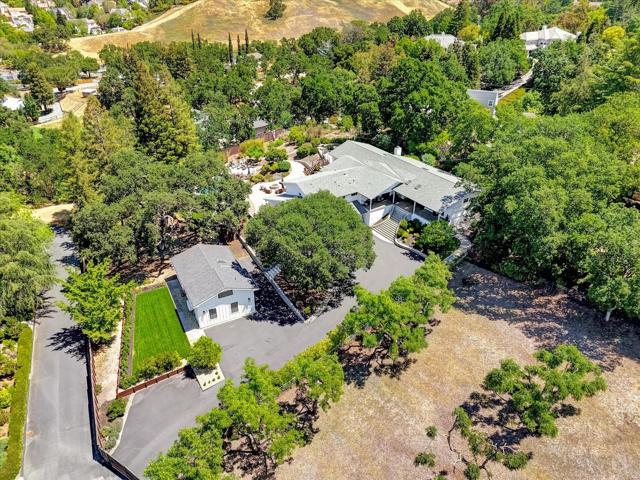 80 Via Aspero, Alamo CA: https://media.crmls.org/mediaz/8ff01748-852c-45da-b0b2-946de0a47de7.jpg