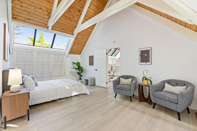 2095 Bowdoin Street, Palo Alto CA: https://media.crmls.org/mediaz/8ff10cc2-6856-41d4-bf41-30b06e6de8f9.jpg
