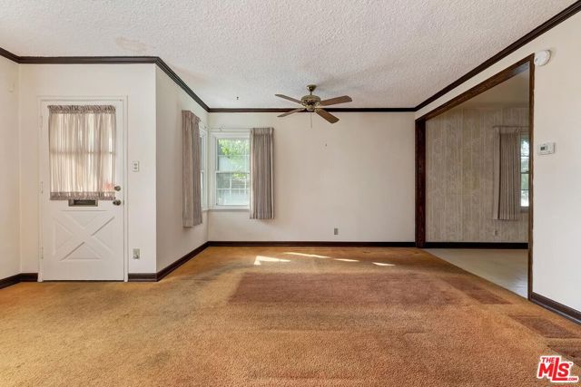 12508 Greene Avenue, Los Angeles CA: https://media.crmls.org/mediaz/8ff16213-054d-436e-80b9-15d14f787b96.jpg
