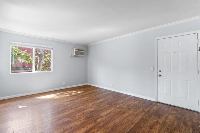 1280 W Main St, El Cajon CA: https://media.crmls.org/mediaz/8ff176e0-2706-4e90-acd3-a0bdf642eef4.jpg