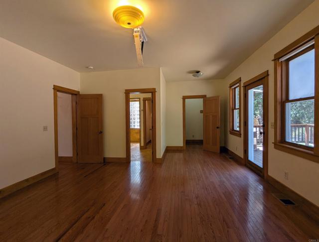 53300 Meadow Drive, Idyllwild CA: https://media.crmls.org/mediaz/8ff203f1-a492-442c-8929-cecc573397eb.jpg
