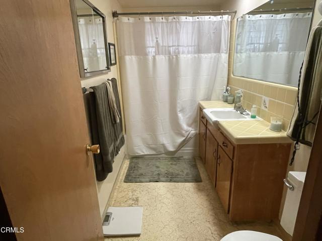 Detail Gallery Image 8 of 23 For 233 N Olive Ave, Alhambra,  CA 91801 - 5 Beds | 3 Baths