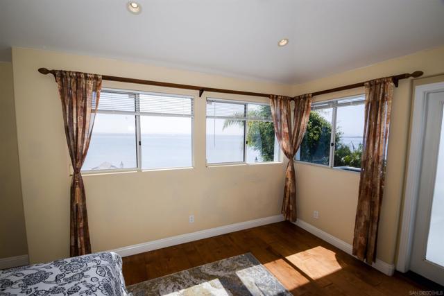 Image 18 of 36 For 17 Spinnaker Way
