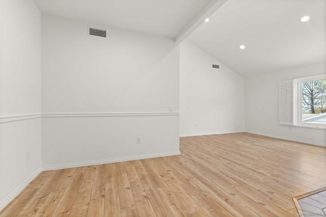 10885 Scripps Ranch Blvd, San Diego CA: https://media.crmls.org/mediaz/8ff35de7-20e6-4fdb-92fb-cbc93f8470ec.jpg